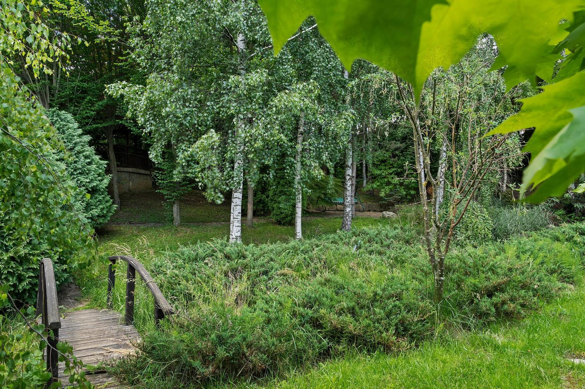 Wine Cellar With Beautiful Garden In Sinaia - Busteni Poiana Tapului